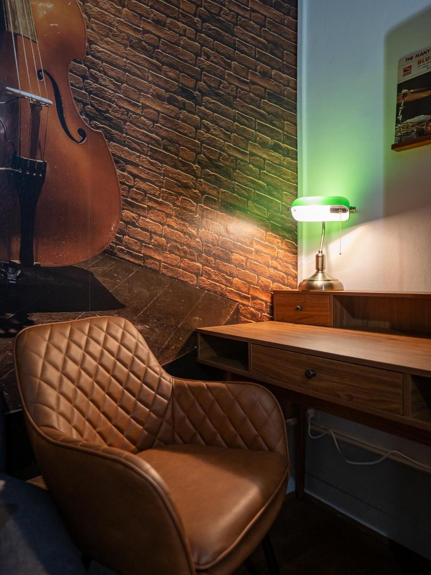 Le Petit Gentleman - Vienna Authentica Apartment Виен Екстериор снимка